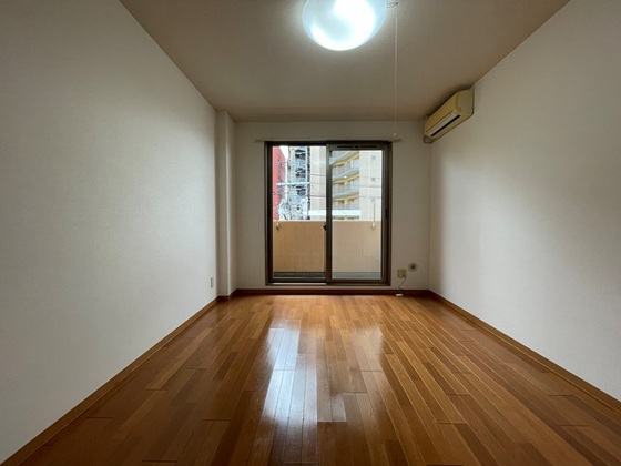 セレッソコート曙通り