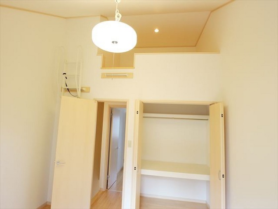 シャレーミヤモトF