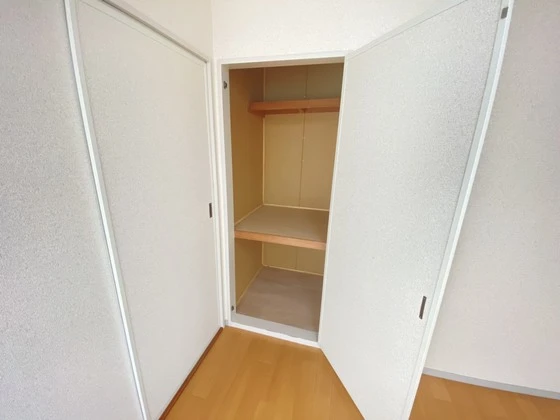 ビューラーM B棟