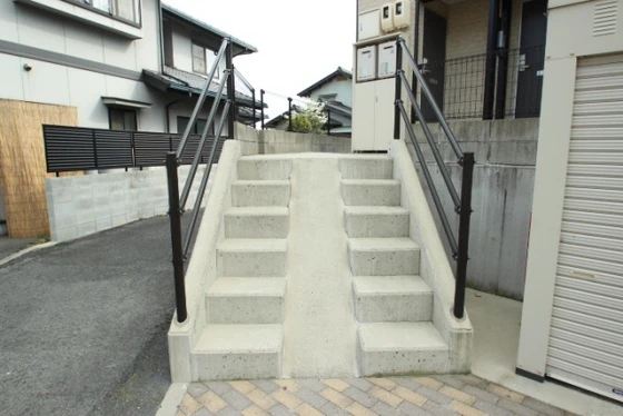 レオパレス天神面