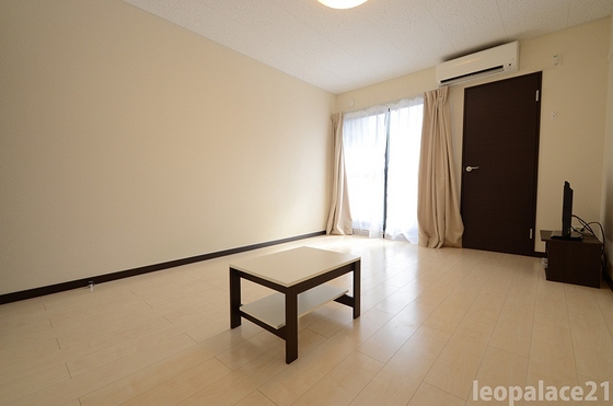 レオネクストルミエール