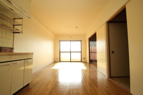 コーポサンシャイン