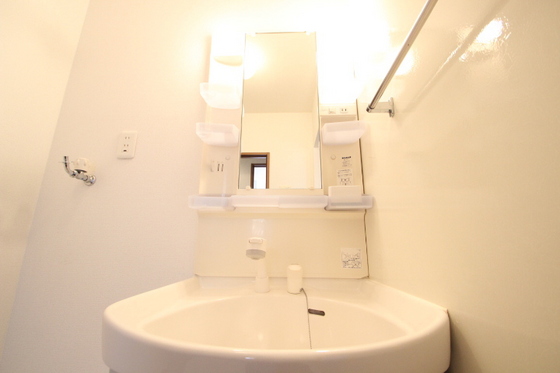 ディアコート東野