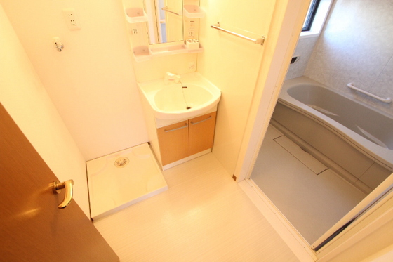 ディアコート東野