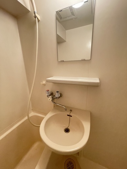 ネオデラサンテ