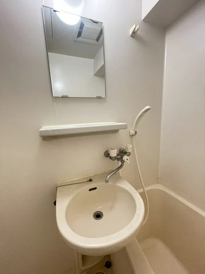 ネオデラサンテ