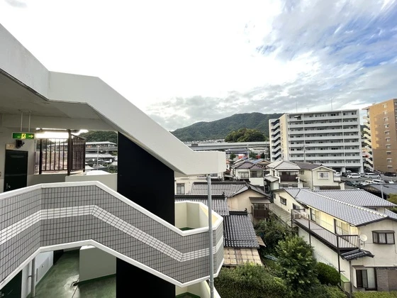 ネオデラサンテ