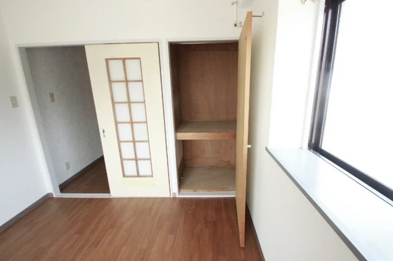 ネオデラサンテ