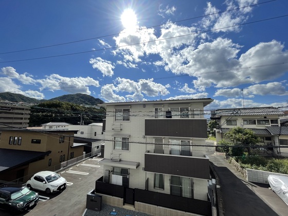 ネオデラサンテ