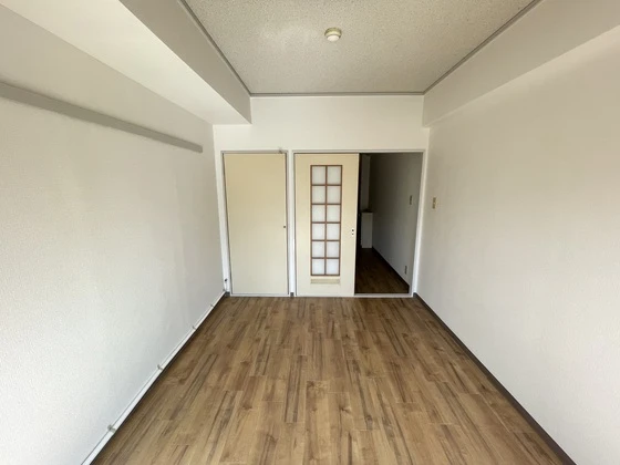 ネオデラサンテ