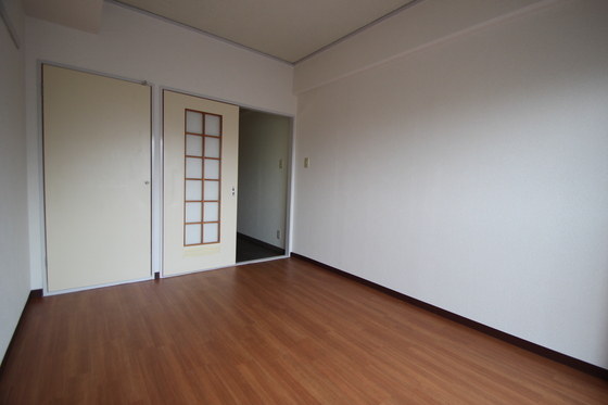 ネオデラサンテ