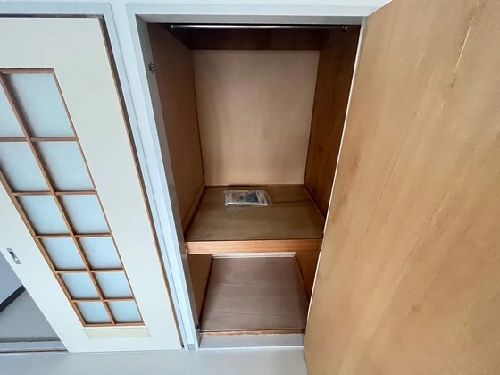 ネオデラサンテ