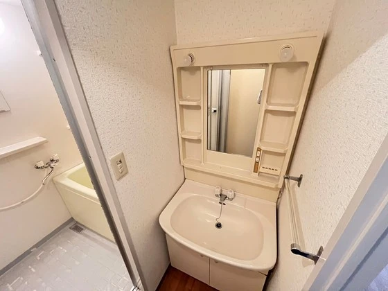 ネオデラサンテ