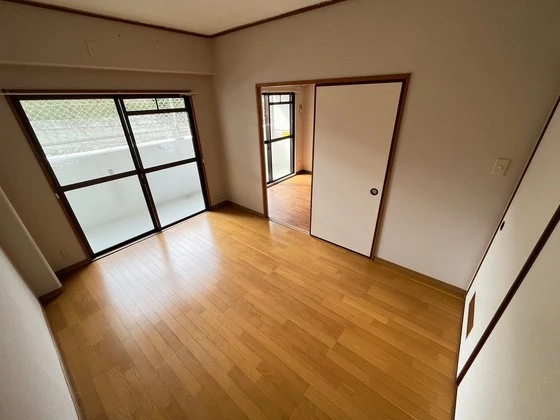 ネオデラサンテ