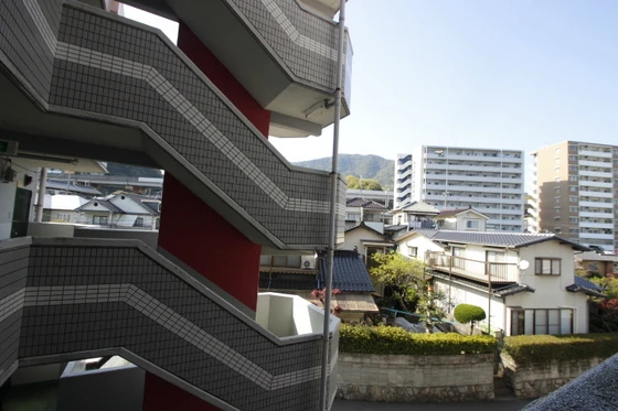 ネオデラサンテ