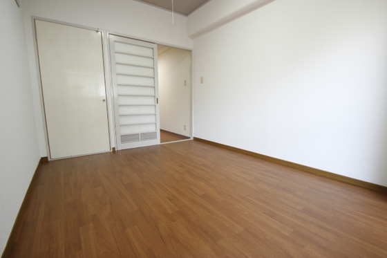 ネオデラサンテ