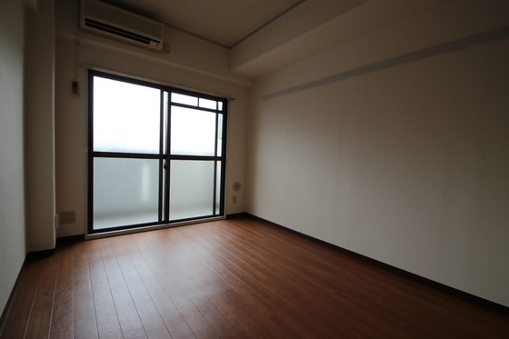 ネオデラサンテ