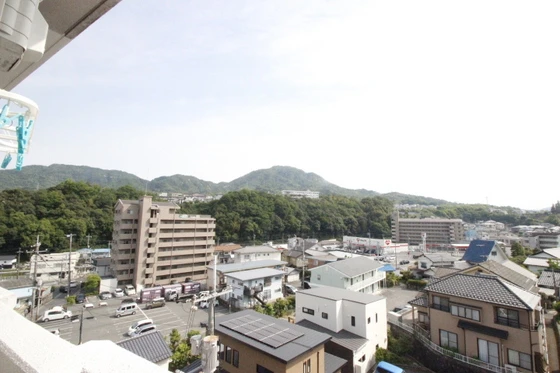 ネオデラサンテ