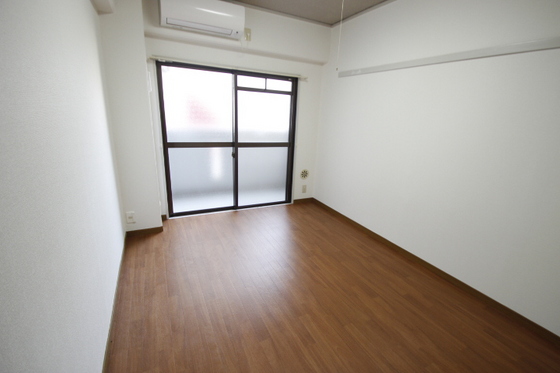 ネオデラサンテ