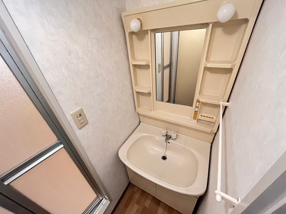 ネオデラサンテ