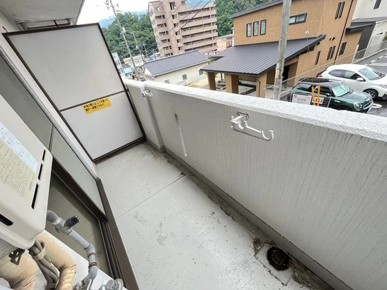 ネオデラサンテ