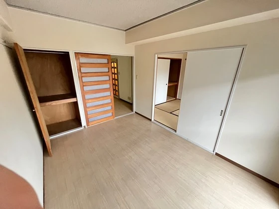 ネオデラサンテ