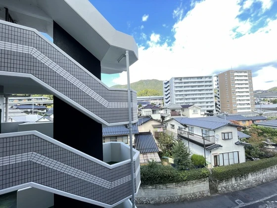 ネオデラサンテ