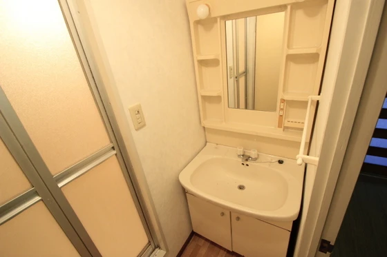 ネオデラサンテ