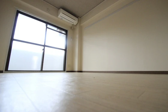 ネオデラサンテ