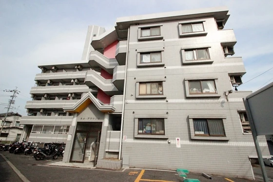 ネオデラサンテ