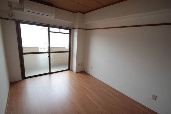 メゾン・ドウエスト