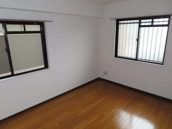 ルミエールクマダ