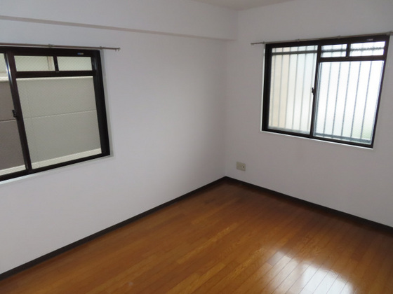 ルミエールクマダ