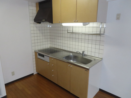 ルミエールクマダ