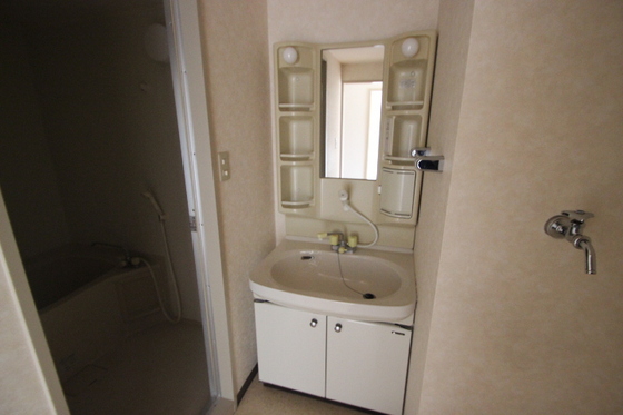 ルミエールクマダ