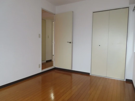 ルミエールクマダ