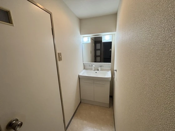 スカイアーク稲荷町