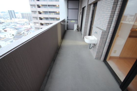 フローレンス吉島東