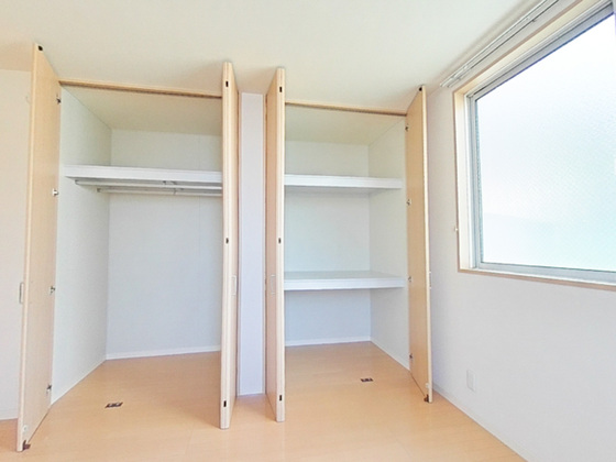 プロヌーブ・ナギサ