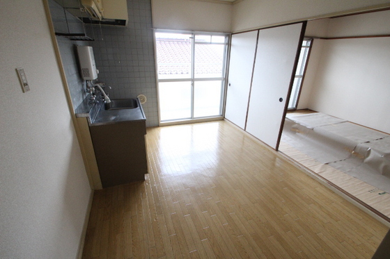 サンハイツ井東