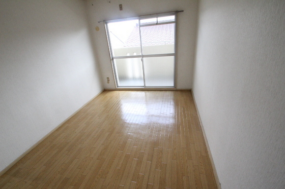 サンハイツ井東