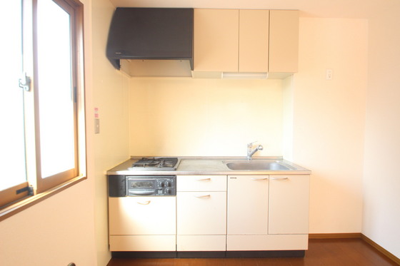 ファミール三筋 A棟