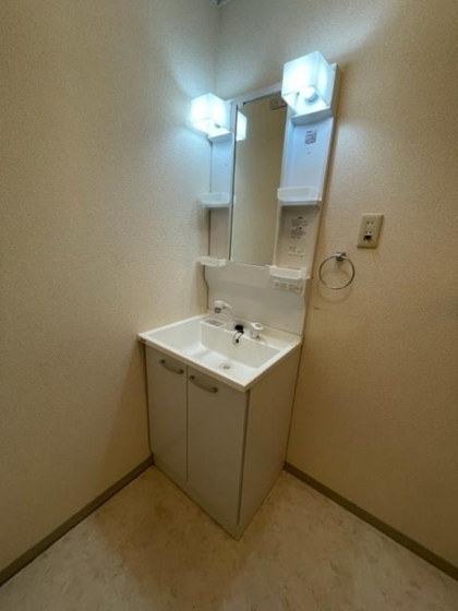 プレジール倉本 A棟