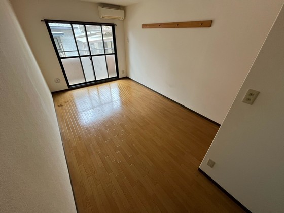 ポム・ド・ピン中央