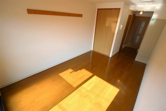 ポム・ド・ピン中央