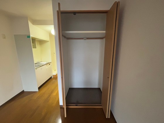 ポム・ド・ピン中央