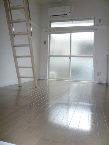 グランツ安芸長束(旧:レオパレス安芸長束)