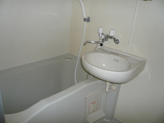 グランツ安芸長束(旧:レオパレス安芸長束)