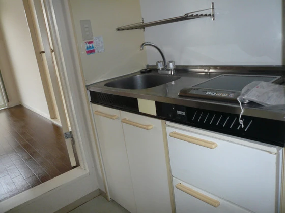 グランツ安芸長束(旧:レオパレス安芸長束)