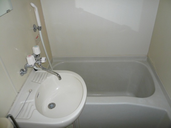 グランツ安芸長束(旧:レオパレス安芸長束)